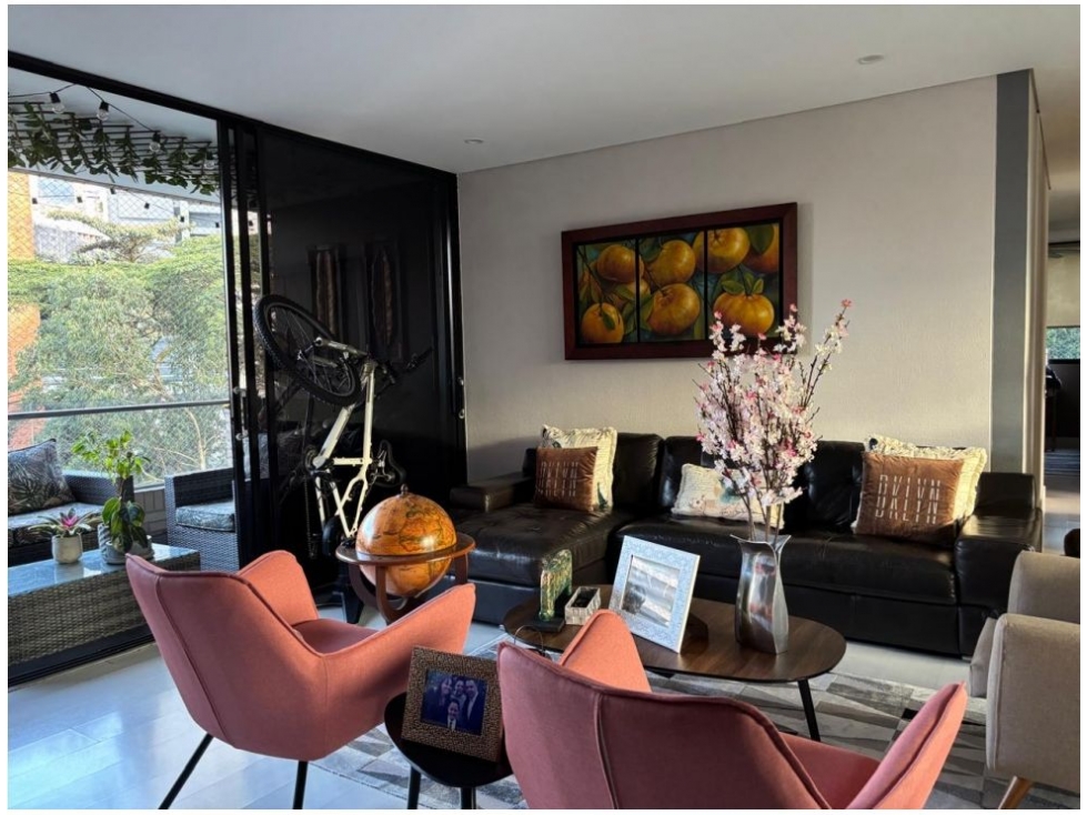 Apartamento en venta en El Poblado, Medellín · foto 3 de 19