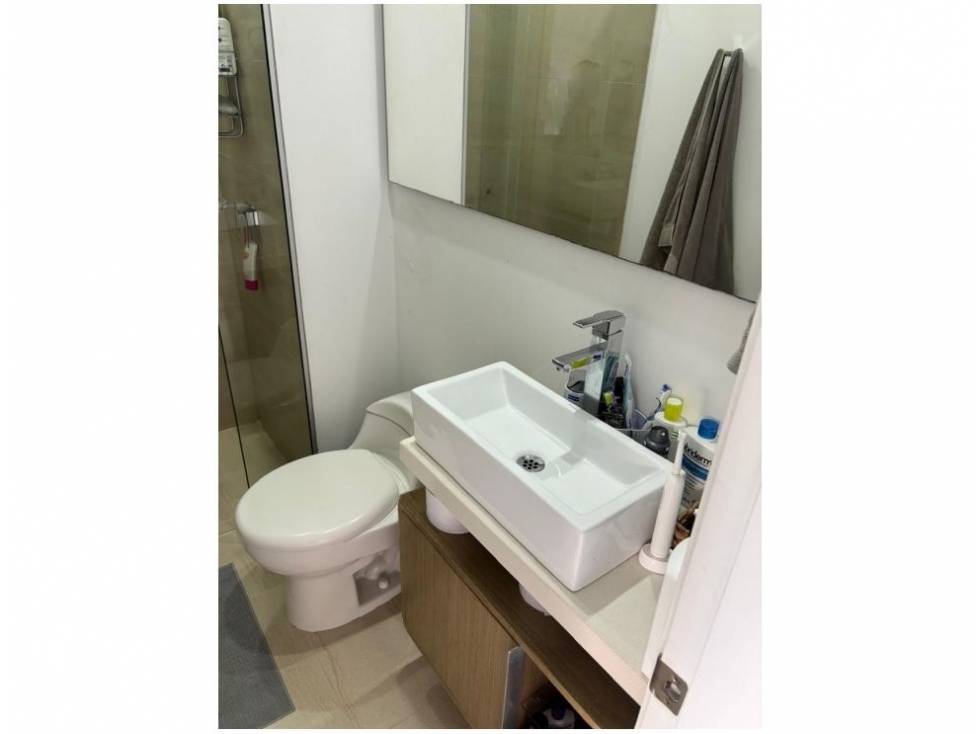 Apartamento en venta en El Poblado, Medellín · foto 7 de 19