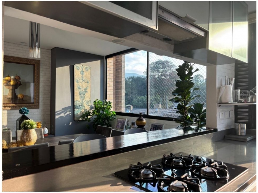 Apartamento en venta en El Poblado, Medellín · foto 11 de 19
