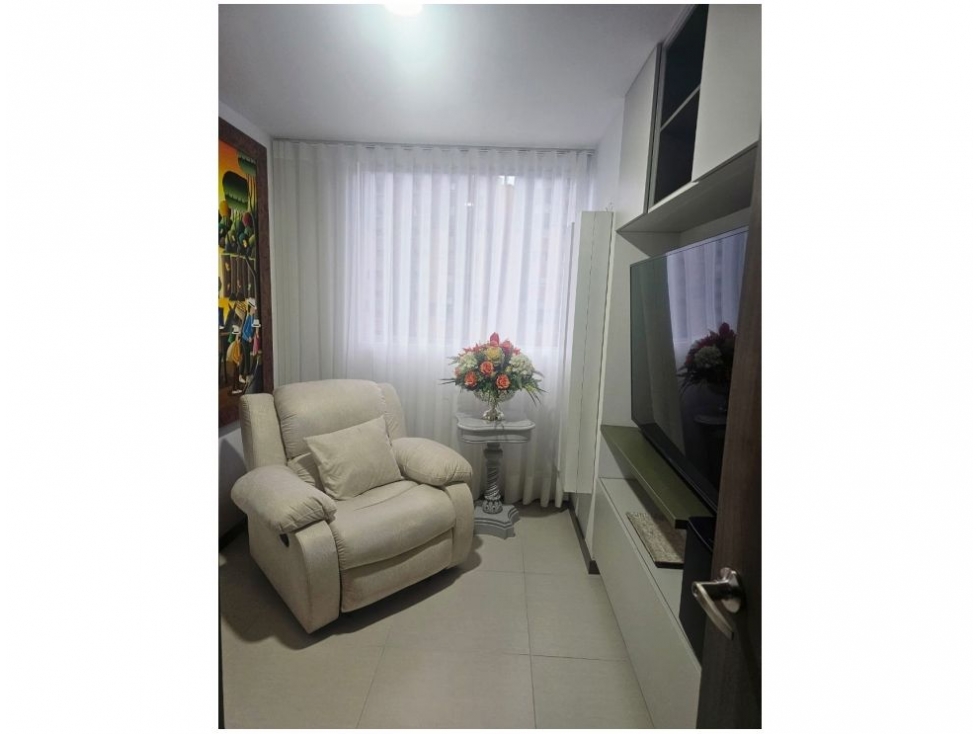 Apartamento de 3 alcobas en venta en Vereda Maria Auxiliadora, Sabaneta, 76 m² · foto 5 de 12