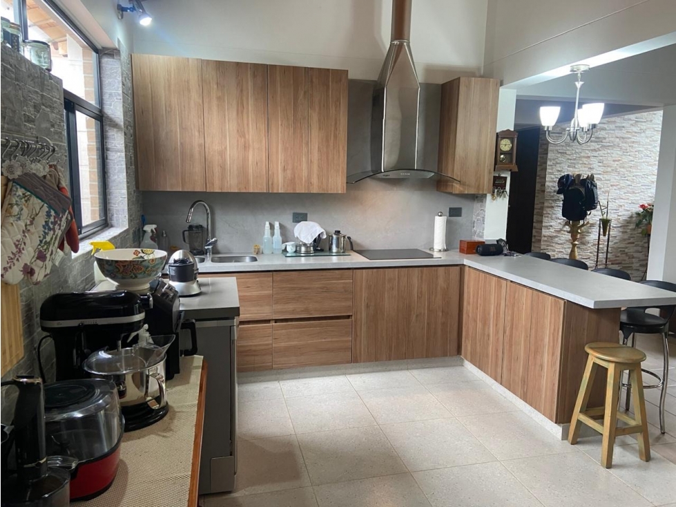 Casa de 3 alcobas en venta en Los Salados, El Retiro, 306 m² · foto 4 de 24