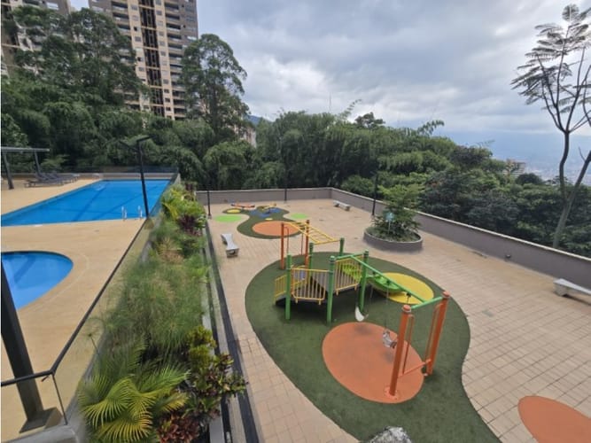 Apartamento de 4 alcobas en venta en Claraval, Envigado, 134 m² · foto 12 de 20