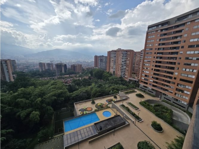 Apartamento de 4 alcobas en venta en Claraval, Envigado, 134 m² · foto 13 de 20
