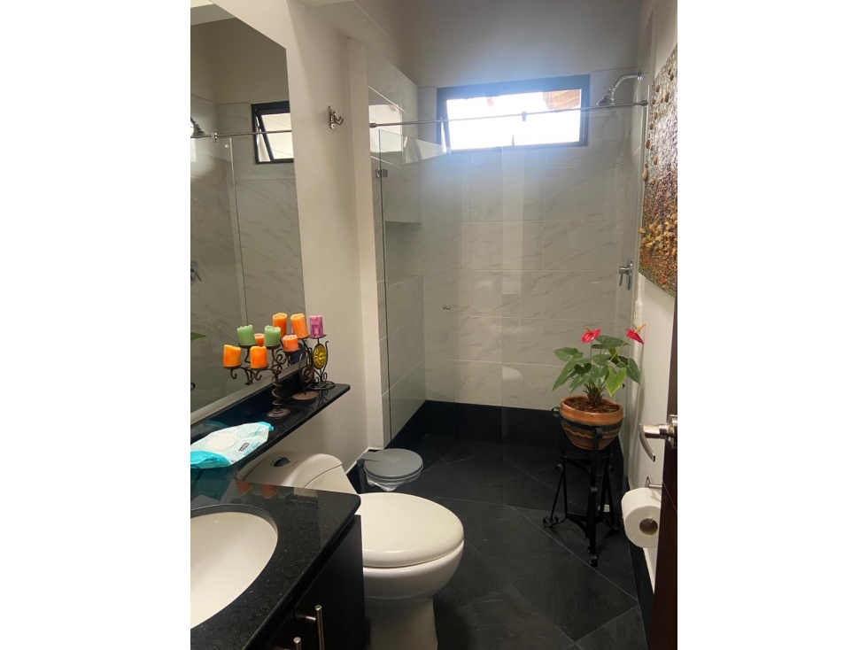 Casa de 3 alcobas en venta en Los Salados, El Retiro, 306 m² · foto 13 de 24