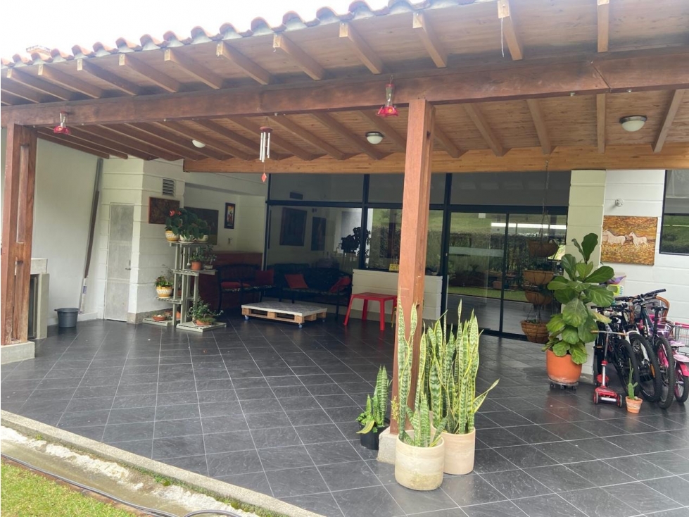 Casa de 3 alcobas en venta en Los Salados, El Retiro, 306 m² · foto 16 de 24