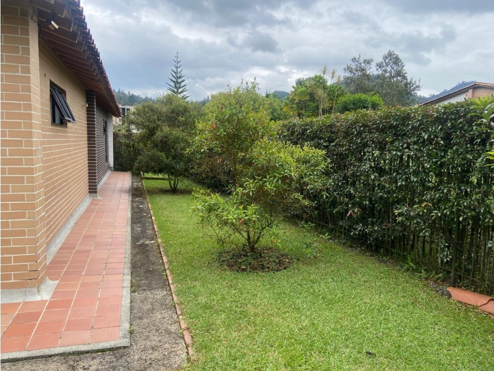 Casa de 3 alcobas en venta en Los Salados, El Retiro, 306 m² · foto 18 de 24
