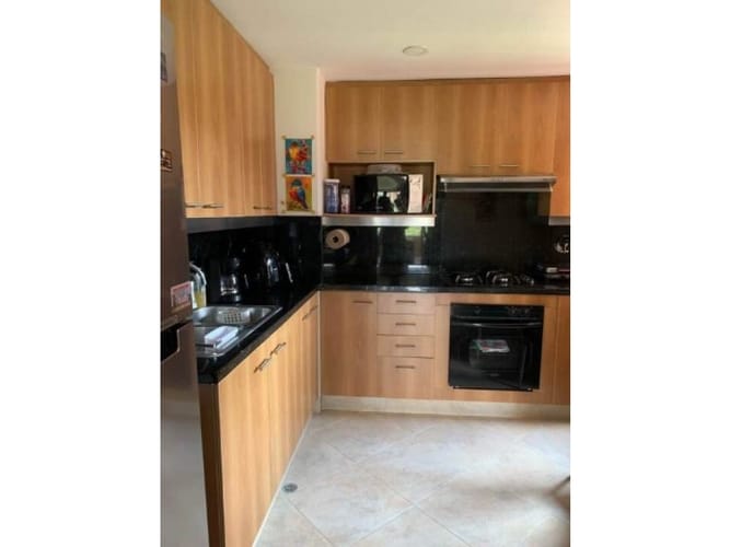 Apartamento de 2 alcobas en venta en Las Lomas, Medellín, 142 m² · foto 6 de 14