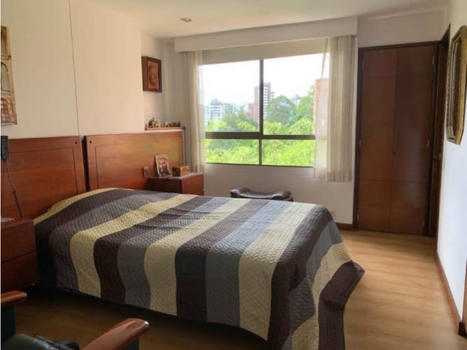 Apartamento de 2 alcobas en venta en Las Lomas, Medellín, 142 m² · foto 7 de 14
