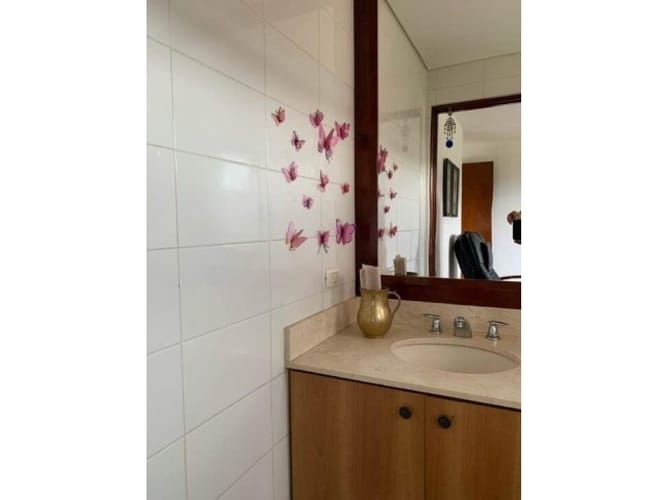 Apartamento de 2 alcobas en venta en Las Lomas, Medellín, 142 m² · foto 9 de 14