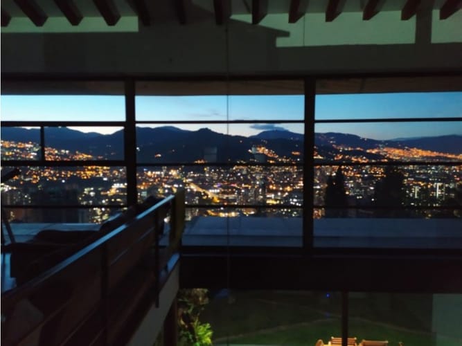 Casa de 3 alcobas en venta en Las Lomitas, Sabaneta, 570 m² · foto 16 de 24