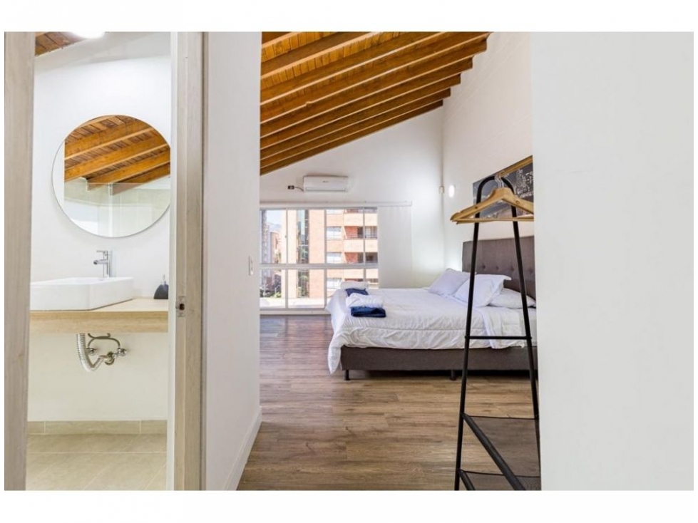 Apartamento de 4 alcobas en venta en Laureles, Medellín, 250 m² · foto 16 de 24
