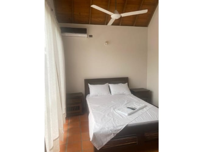 Casa de 3 alcobas en venta en Medellín, 114 m² · foto 3 de 10