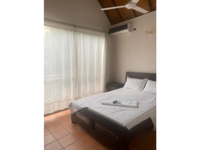 Casa de 3 alcobas en venta en Medellín, 114 m² · foto 7 de 10
