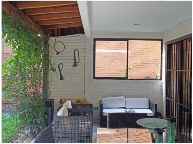 Casa de 4 alcobas en venta en Alejandría, Medellín, 285 m² · foto 9 de 15