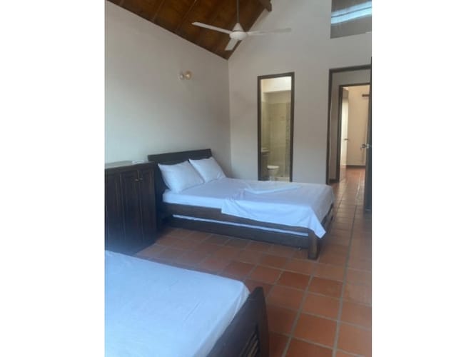 Casa de 3 alcobas en venta en Medellín, 114 m² · foto 8 de 10