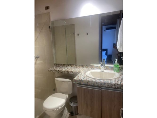 Casa de 3 alcobas en venta en Medellín, 114 m² · foto 9 de 10