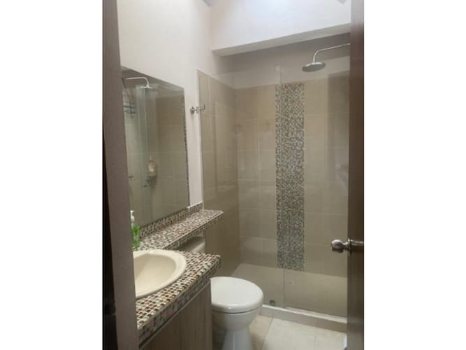 Casa de 3 alcobas en venta en Medellín, 114 m² · foto 10 de 10