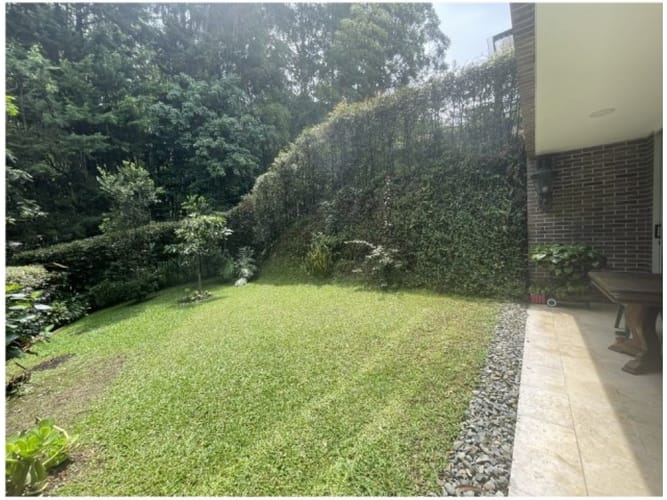 Casa de 3 alcobas en venta en Montessori, Envigado, 286 m² · foto 5 de 15