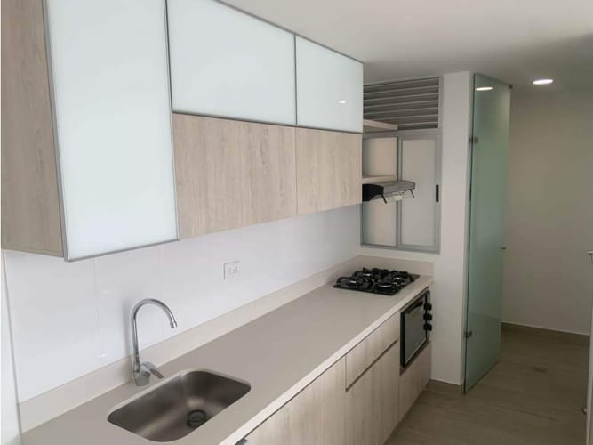 Apartamento de 2 alcobas en venta en Las Lomitas, Sabaneta, 85 m² · foto 9 de 13