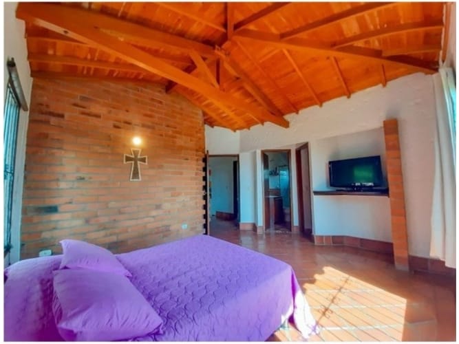 Casa de 3 alcobas en venta en El Carmin, Rionegro, 236 m² · foto 14 de 23