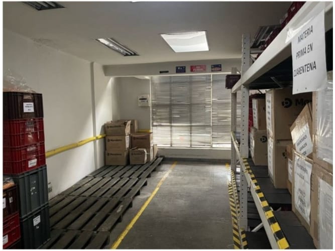 Bodega en venta en Calle Larga, Sabaneta, 796 m² · foto 2 de 15