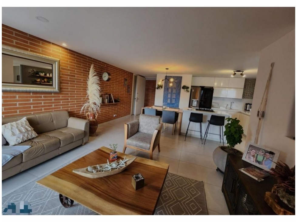 Apartamento en venta en Cumbres, Envigado · foto 4 de 8