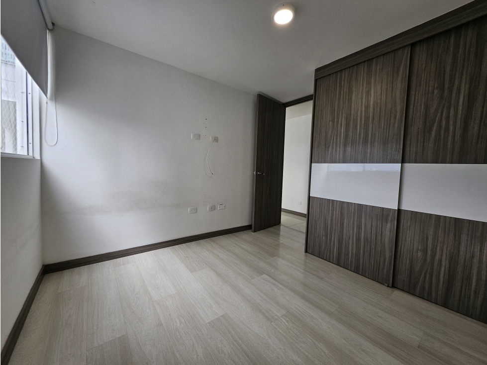 Apartamento en venta en Suramérica, La Estrella · foto 15 de 24