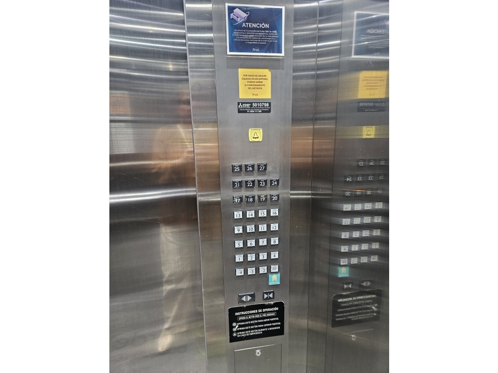 Apartamento en venta en Suramérica, La Estrella · foto 17 de 24