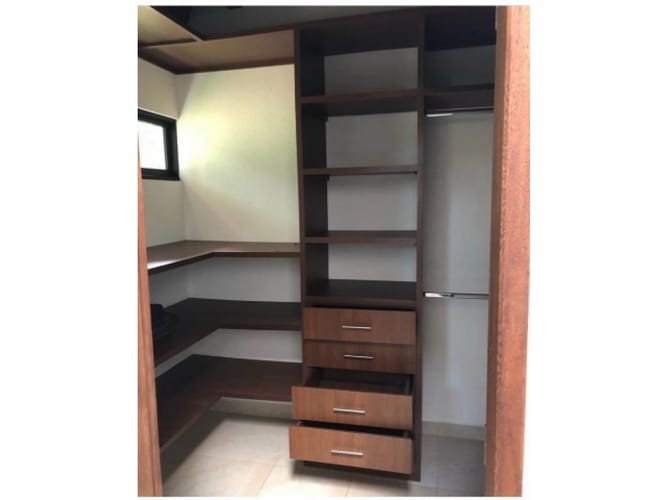 Casa de 3 alcobas en venta en La Laja, Rionegro, 300 m² · foto 5 de 10