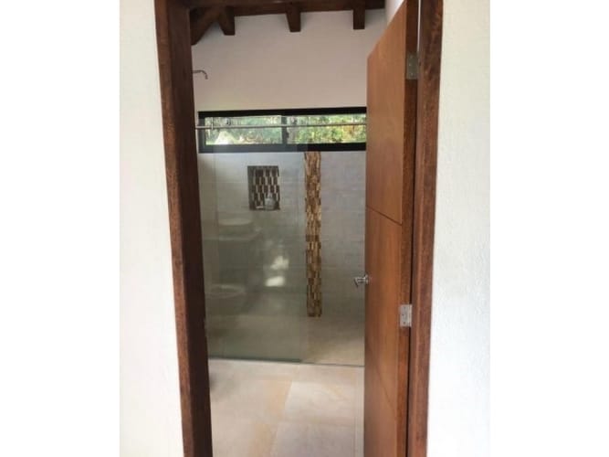 Casa de 3 alcobas en venta en La Laja, Rionegro, 300 m² · foto 9 de 10