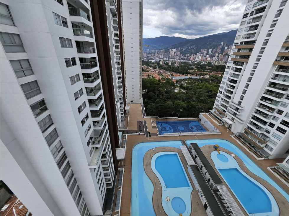 Apartamento en venta en Suramérica, La Estrella · foto 24 de 24