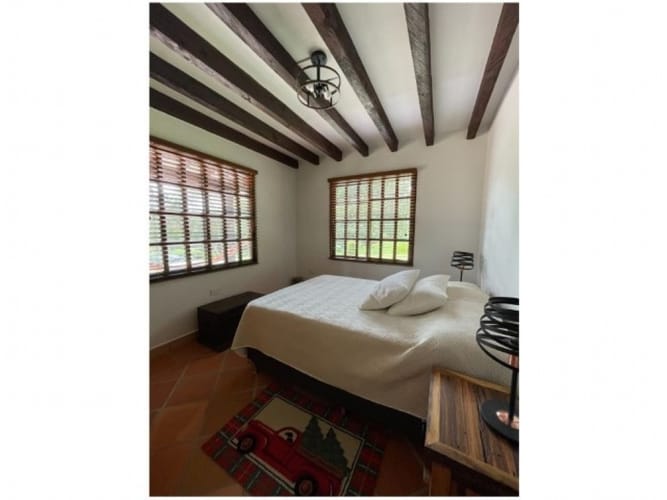 Casa de 3 alcobas en venta en El Salado, Medellín, 289 m² · foto 16 de 24