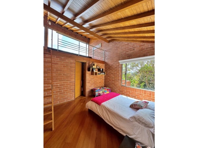 Casa de 4 alcobas en venta en Vía Las Palmas, Envigado, 420 m² · foto 9 de 12
