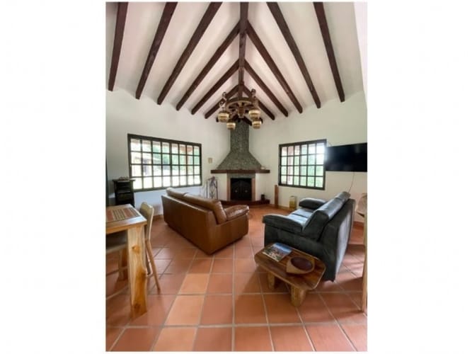 Casa de 3 alcobas en venta en El Salado, Medellín, 289 m² · foto 17 de 24