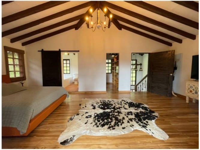 Casa de 3 alcobas en venta en El Salado, Medellín, 289 m² · foto 18 de 24