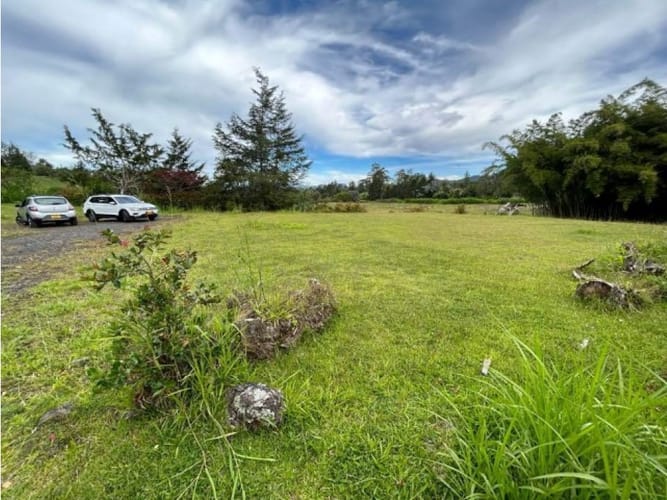 Lote en venta en El Porvenir, Rionegro, 3400 m² · foto 3 de 9