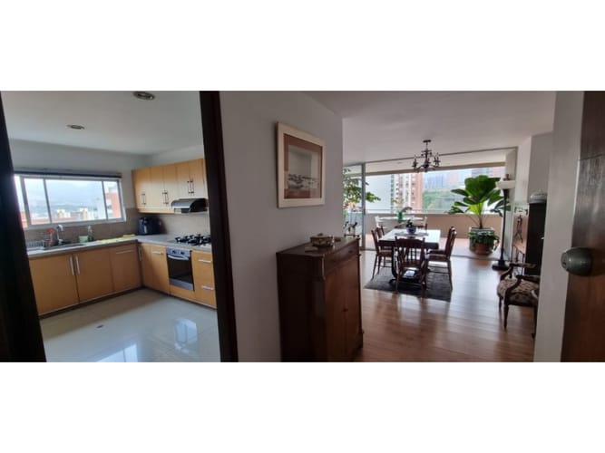 Apartamento de 3 alcobas en venta en Santa María De Los Ángeles, Medellín, 165 m² · foto 3 de 7
