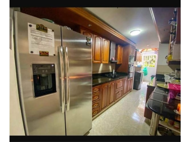 Casa de 4 alcobas en venta en El Poblado, Medellín, 220 m² · foto 6 de 16