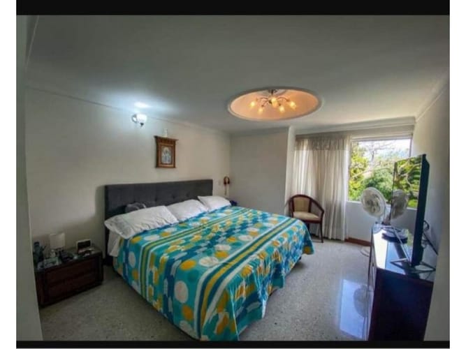 Casa de 4 alcobas en venta en El Poblado, Medellín, 220 m² · foto 12 de 16