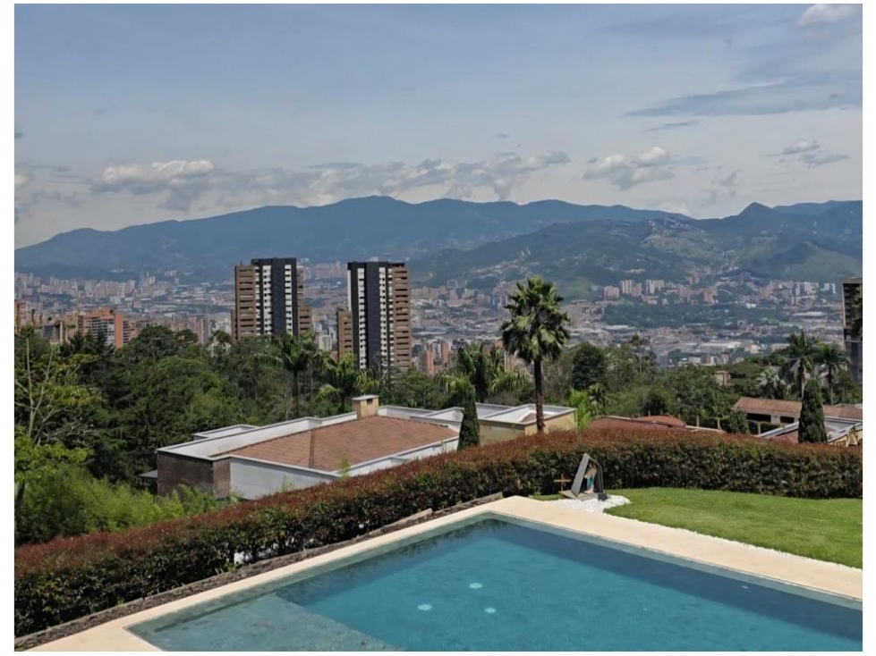 Casa de 4 alcobas en venta en Las Palmas, Medellín, 684 m² · foto 12 de 13
