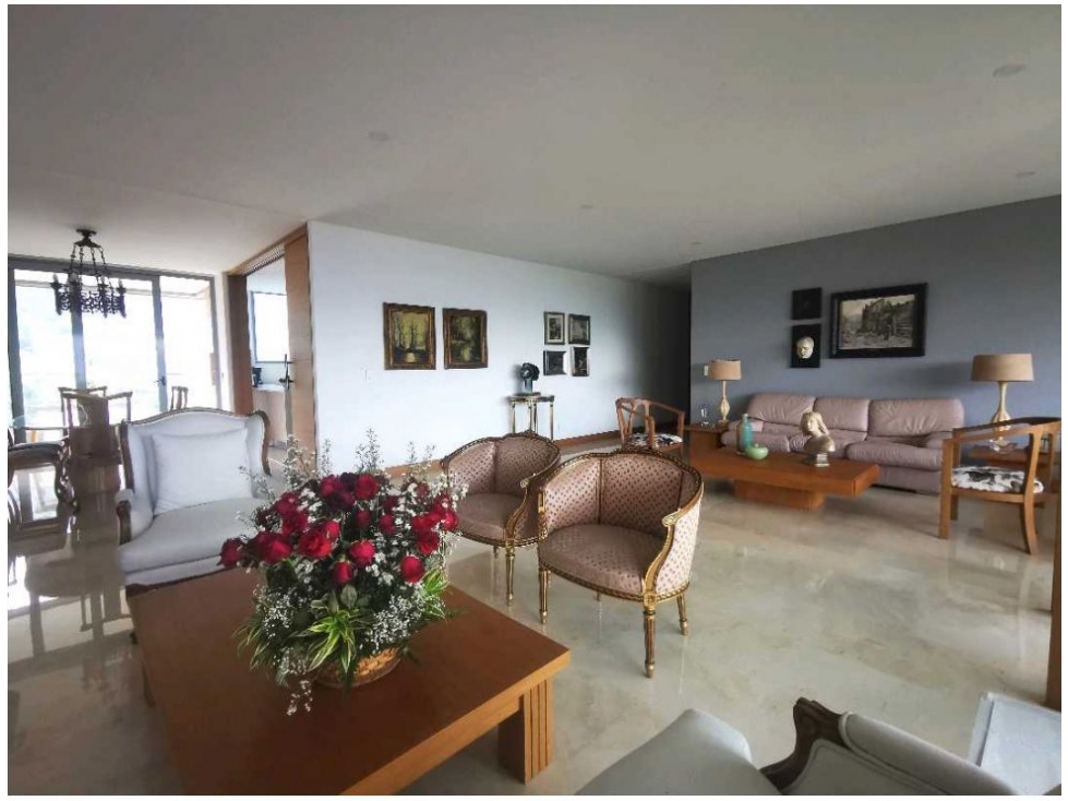 Apartamento de 4 alcobas en venta en Altos Del Poblado, Medellín, 259 m² · foto 3 de 20