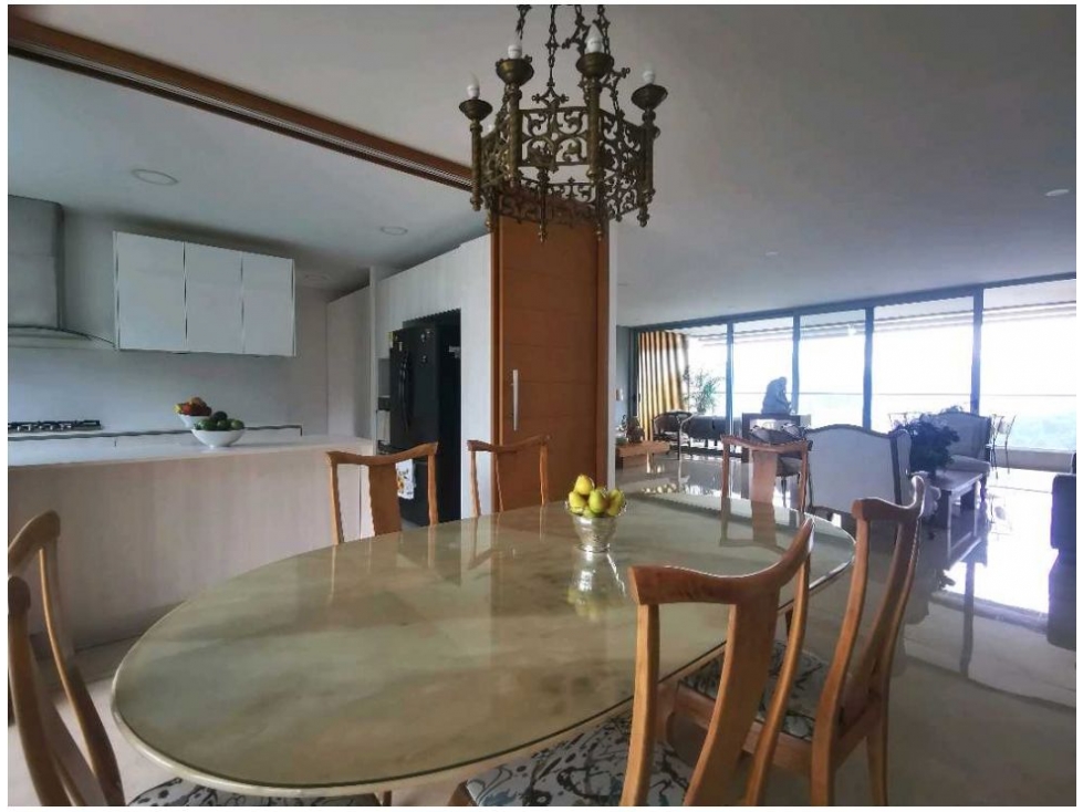 Apartamento de 4 alcobas en venta en Altos Del Poblado, Medellín, 259 m² · foto 6 de 20