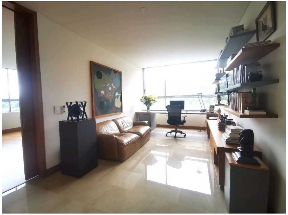 Apartamento de 4 alcobas en venta en Altos Del Poblado, Medellín, 259 m² · foto 11 de 20