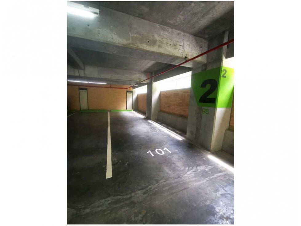 Apartamento de 4 alcobas en venta en Altos Del Poblado, Medellín, 259 m² · foto 13 de 20