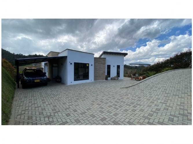 Casa de 3 alcobas en venta en El Chuscal, El Retiro, 214 m² · foto 14 de 24