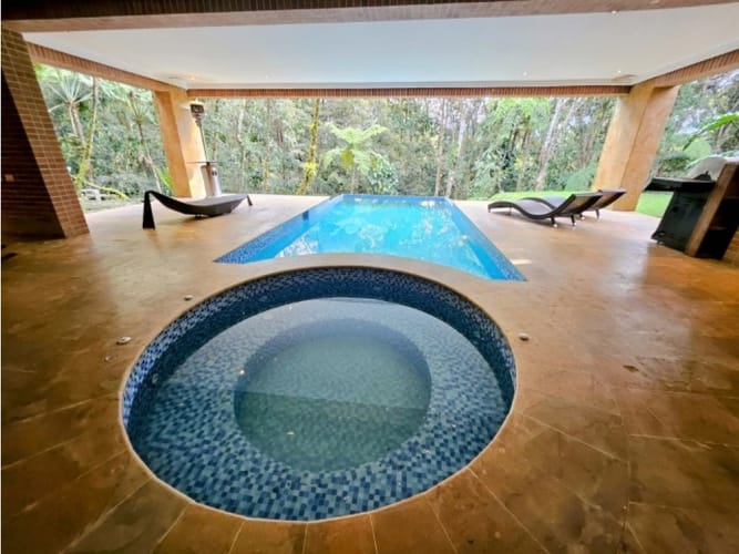 Casa de 4 alcobas en venta en El Poblado, Envigado, 900 m² · foto 7 de 23