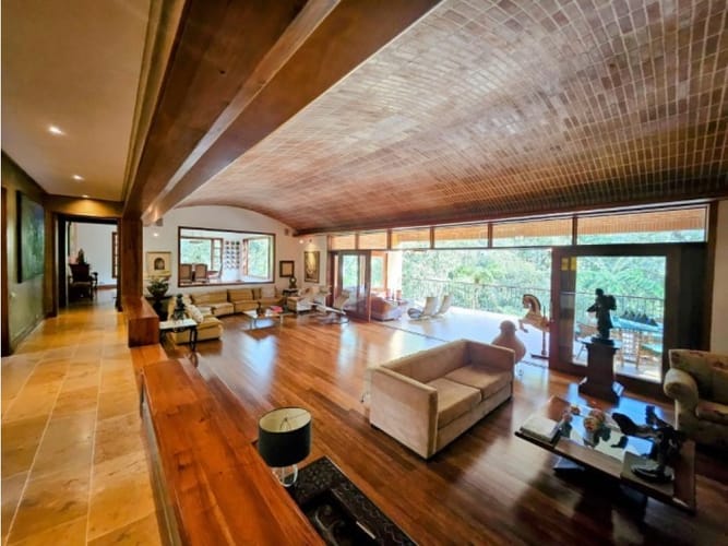 Casa de 4 alcobas en venta en El Poblado, Envigado, 900 m² · foto 10 de 23