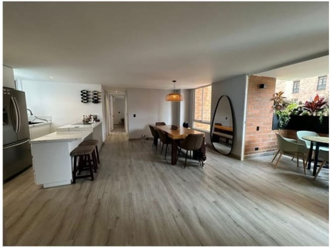 Apartamento de 3 alcobas en venta en Los Balsos, Medellín, 130 m² · foto 2 de 15