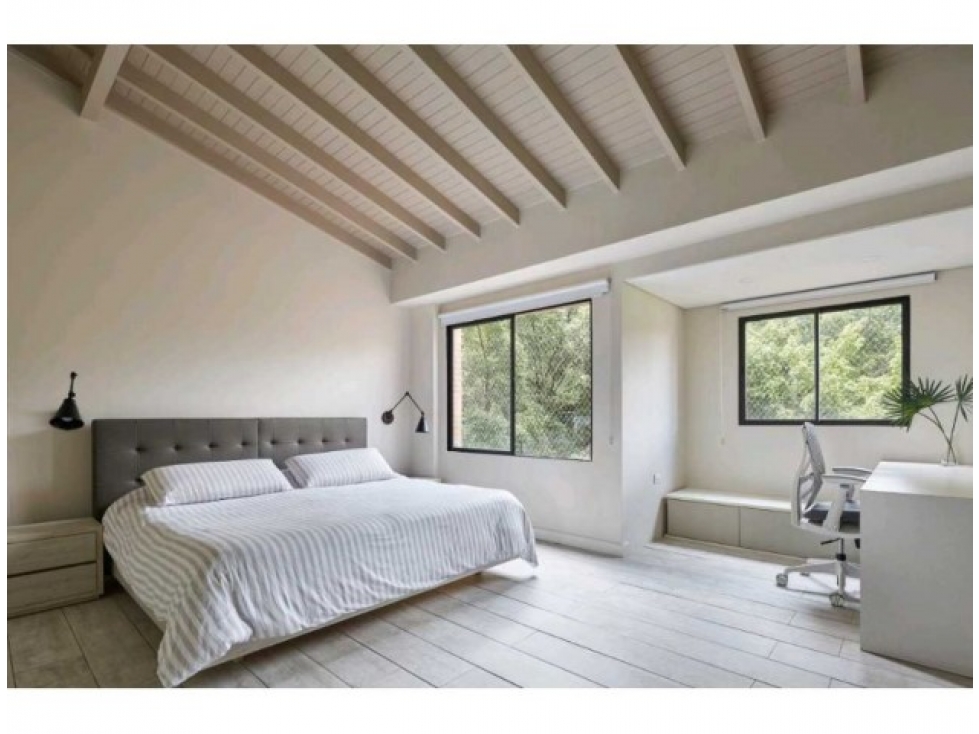 Apartamento en venta en El Poblado, Medellín · foto 8 de 12
