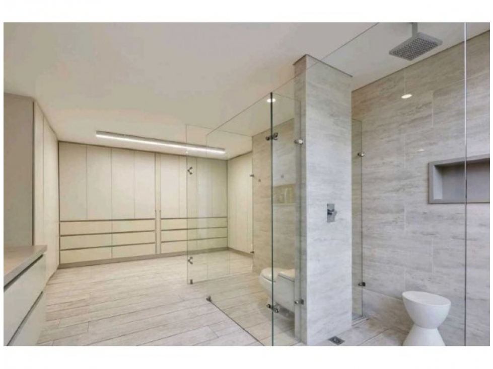 Apartamento en venta en El Poblado, Medellín · foto 10 de 12